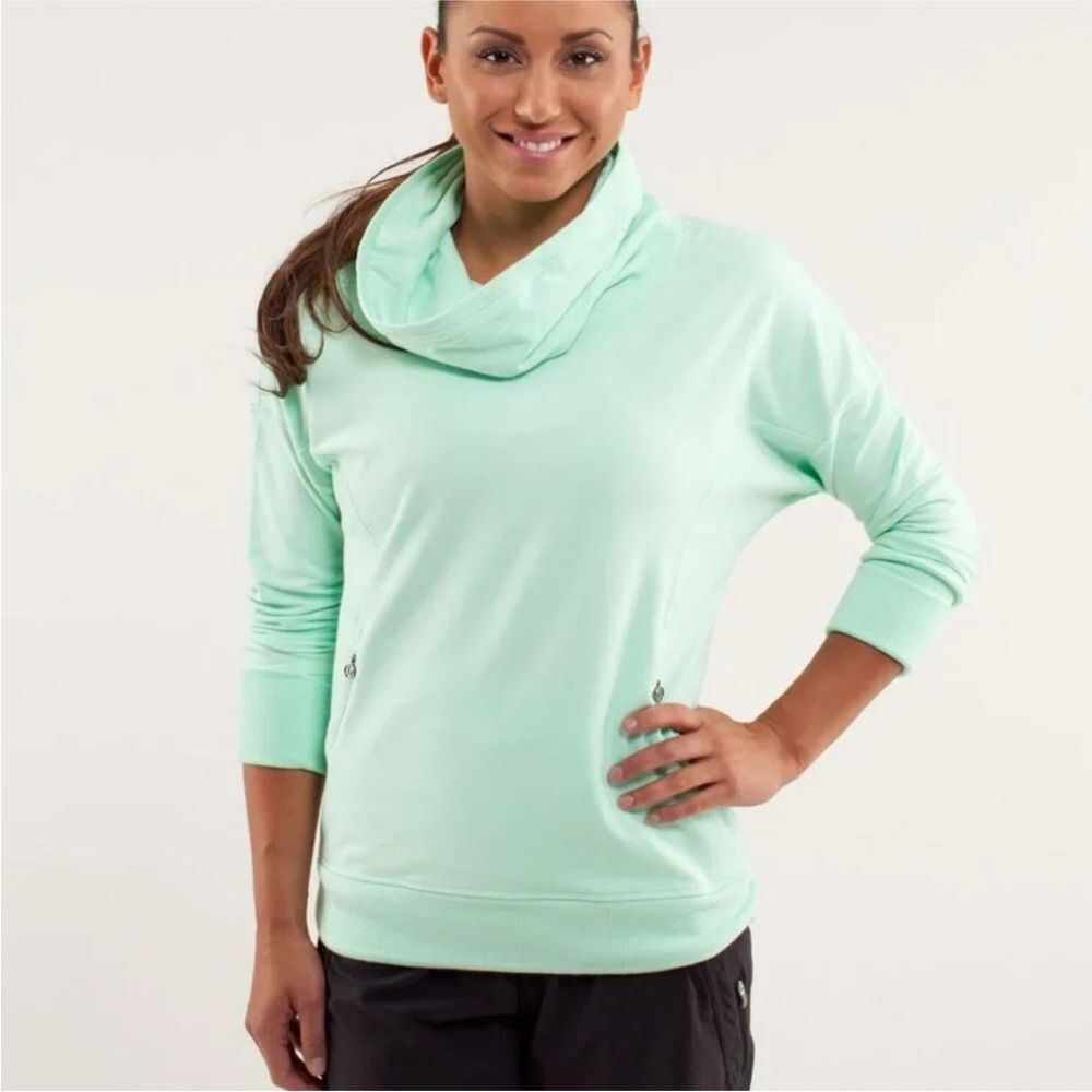 Lululemon Rest Day Pullover Cowl Neck Color Fresh Teal Size 4